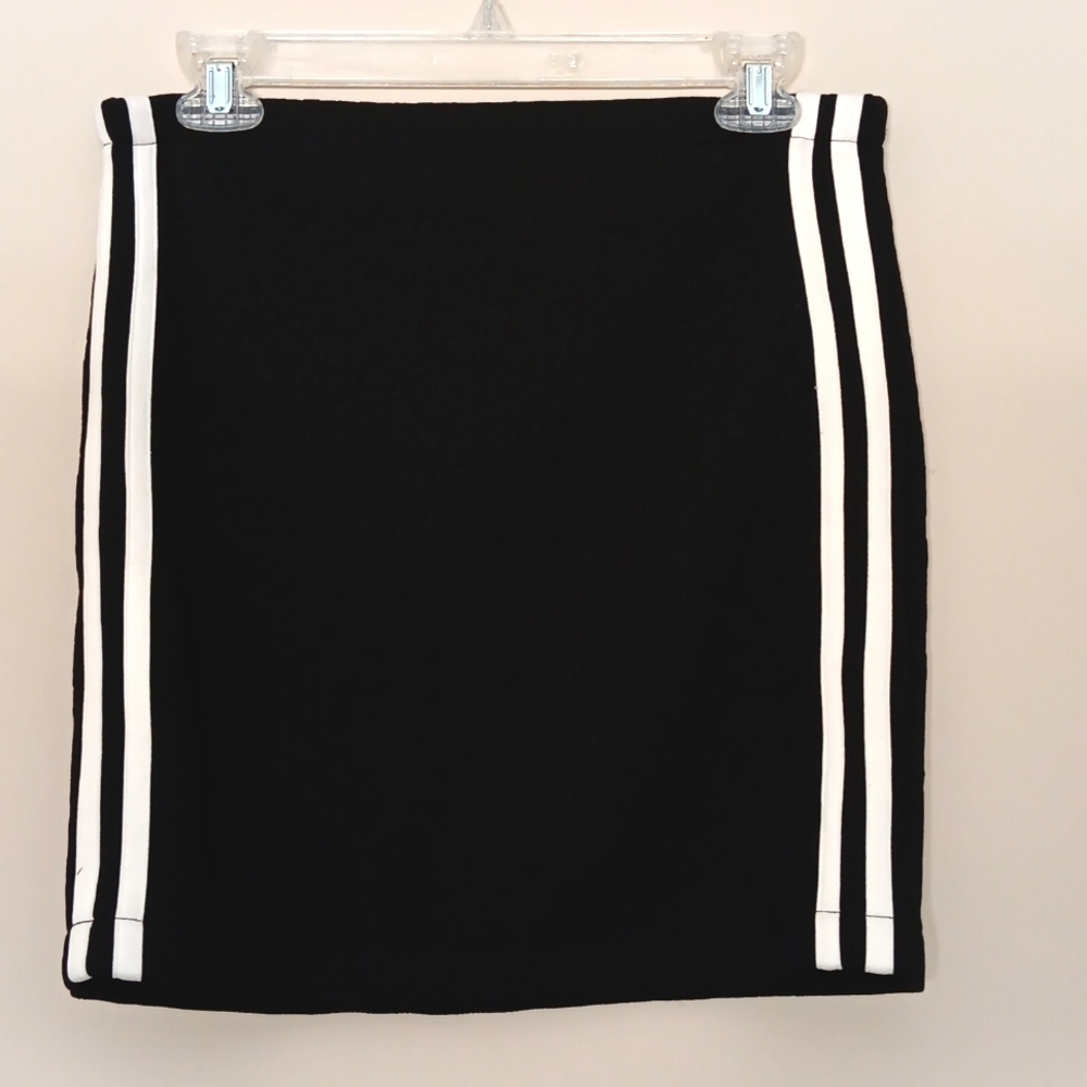SALLY MILLER Girl's Skirt,size L